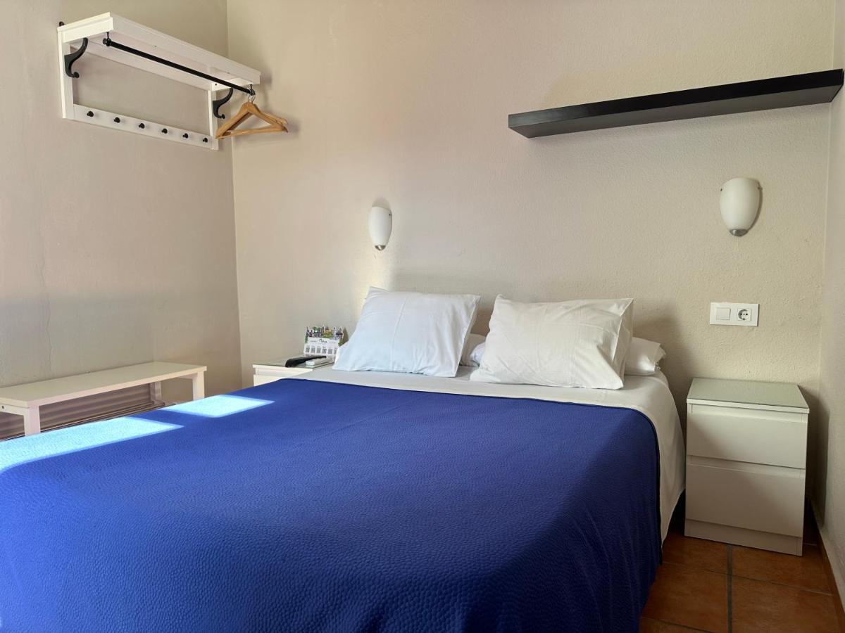 Hostal Moscatel Malaga Exterior photo