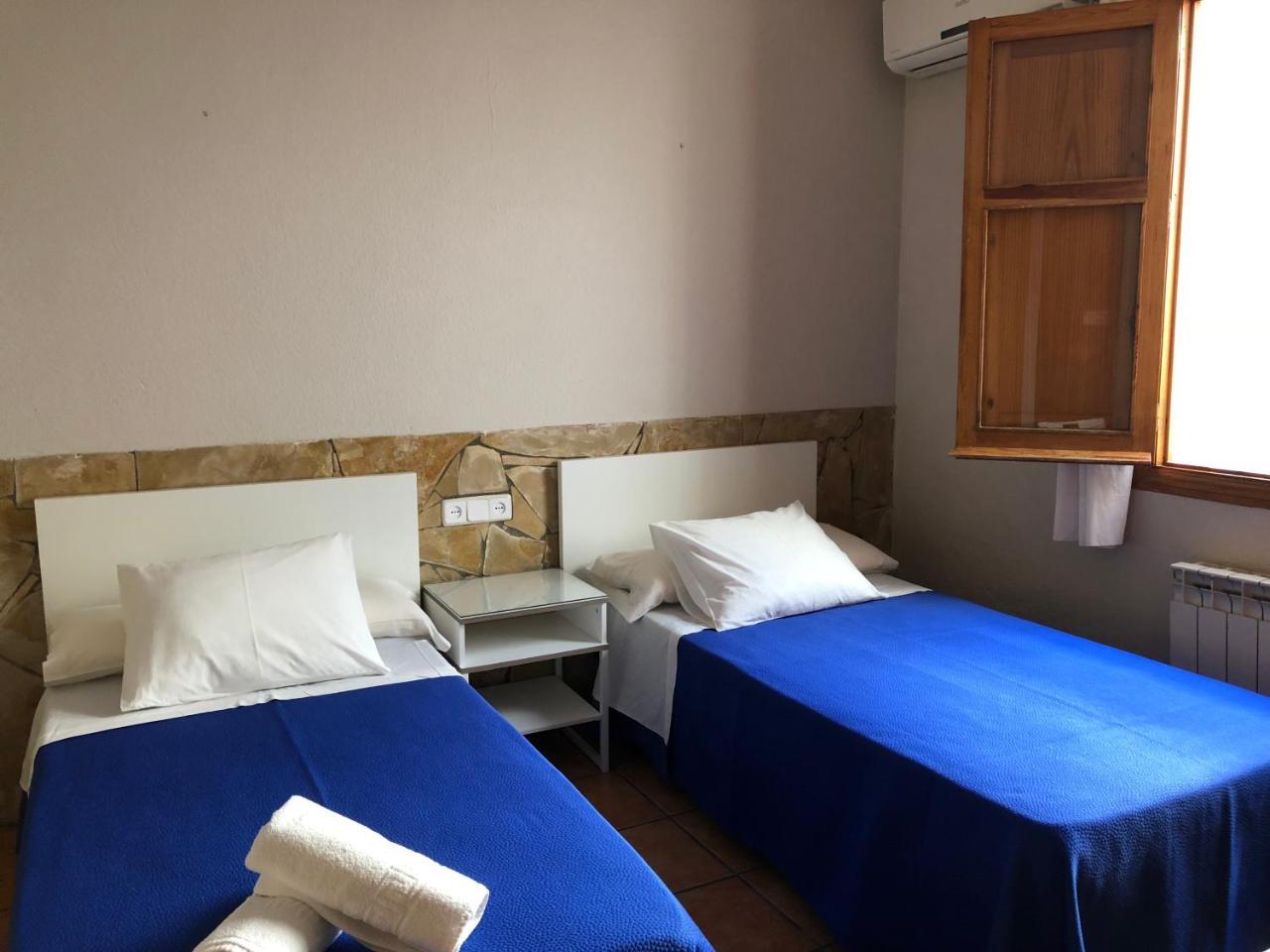 Hostal Moscatel Malaga Exterior photo